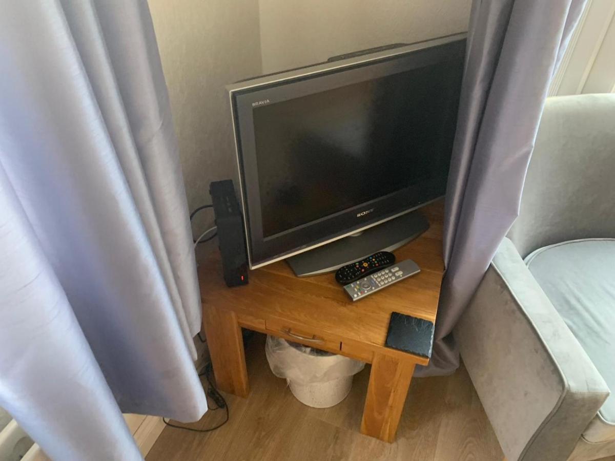 Farah'S Guest Suite ソリフル エクステリア 写真